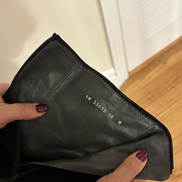 Stuart Weitzman black suede platform bootie, sz 10 - Picture 4 of 5